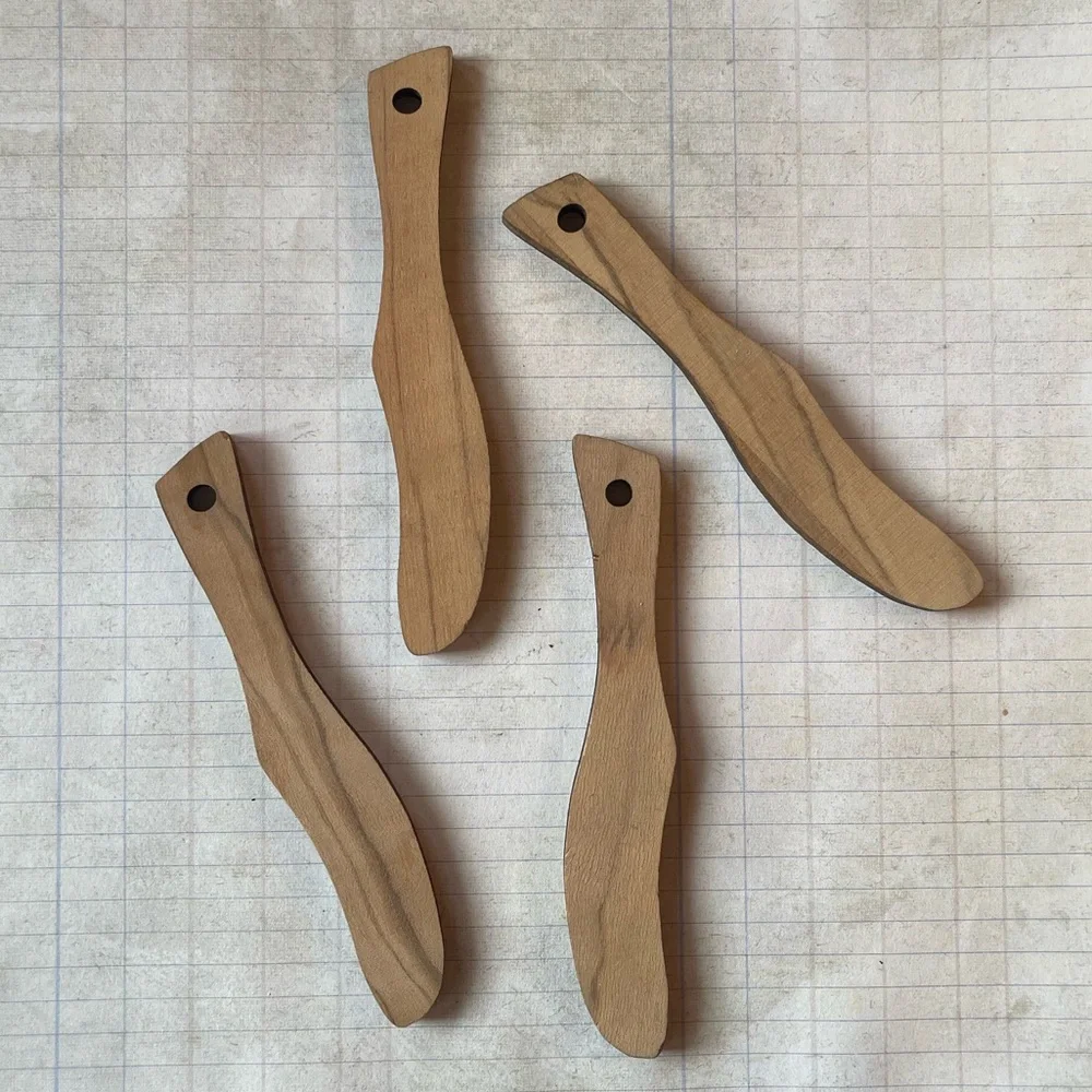 BASIC WOODEN SPREADER SET